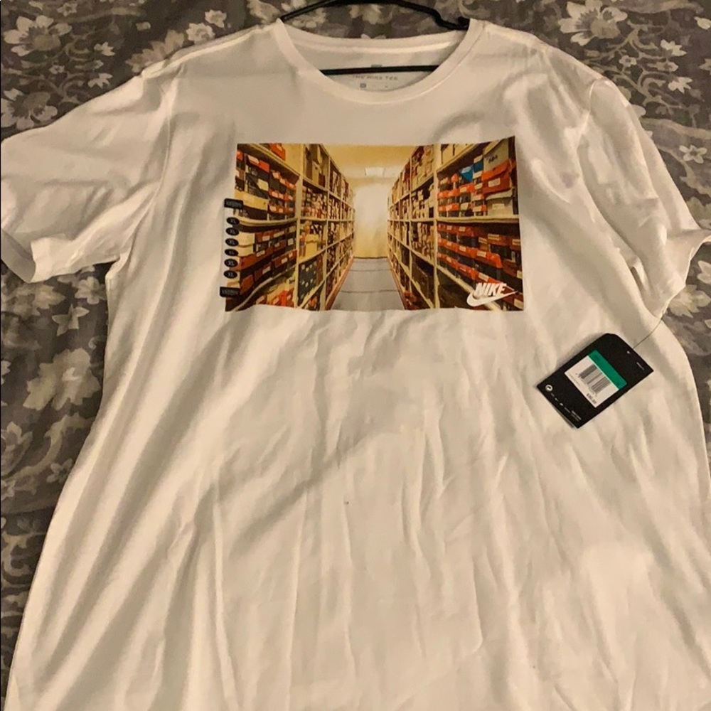 Nike T-shirt
